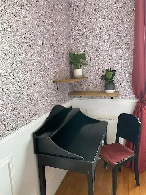 The Seventies Apartment Lorient